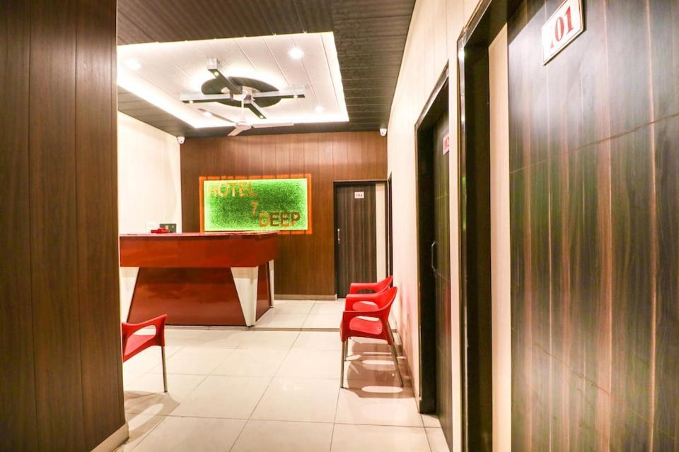 לודהיאנה Hotel 7 Deep מראה חיצוני תמונה